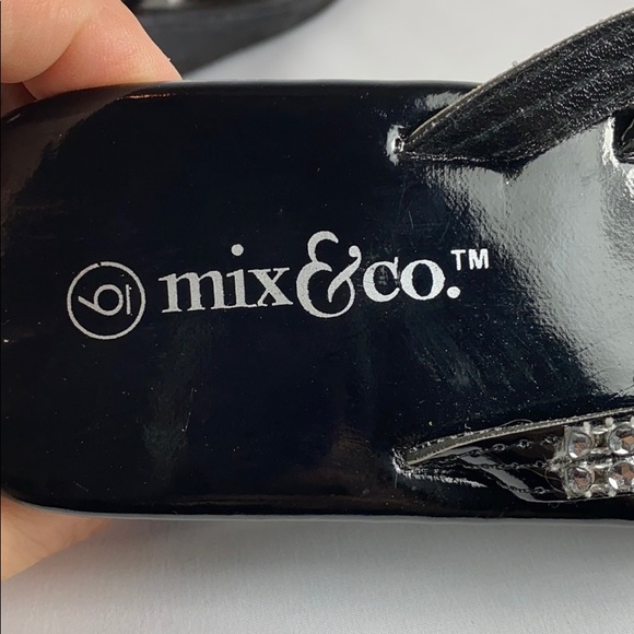 Mix & Co. Rhinestone Sandals - Picture 7 of 7